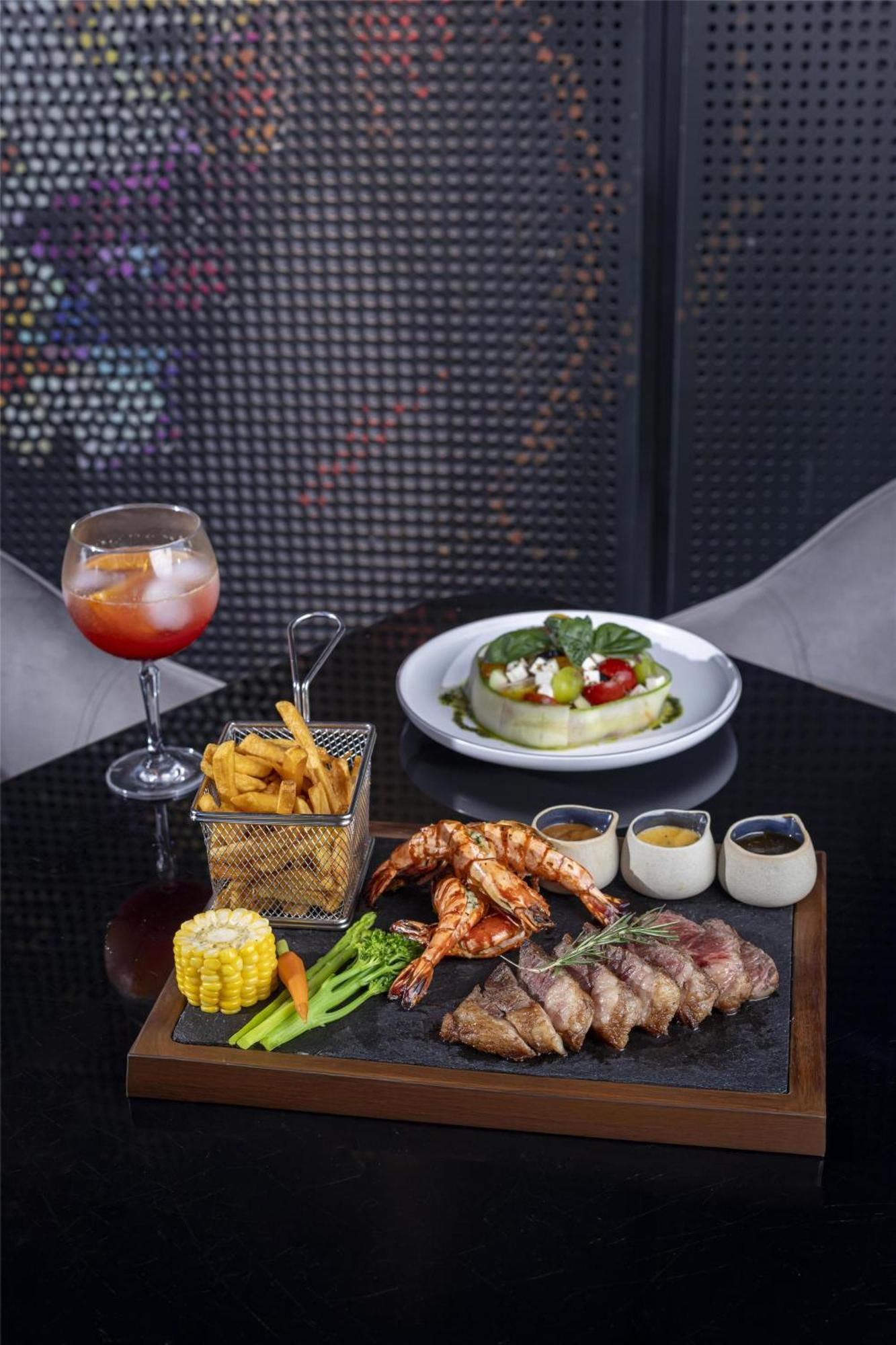 Radisson Red 5*