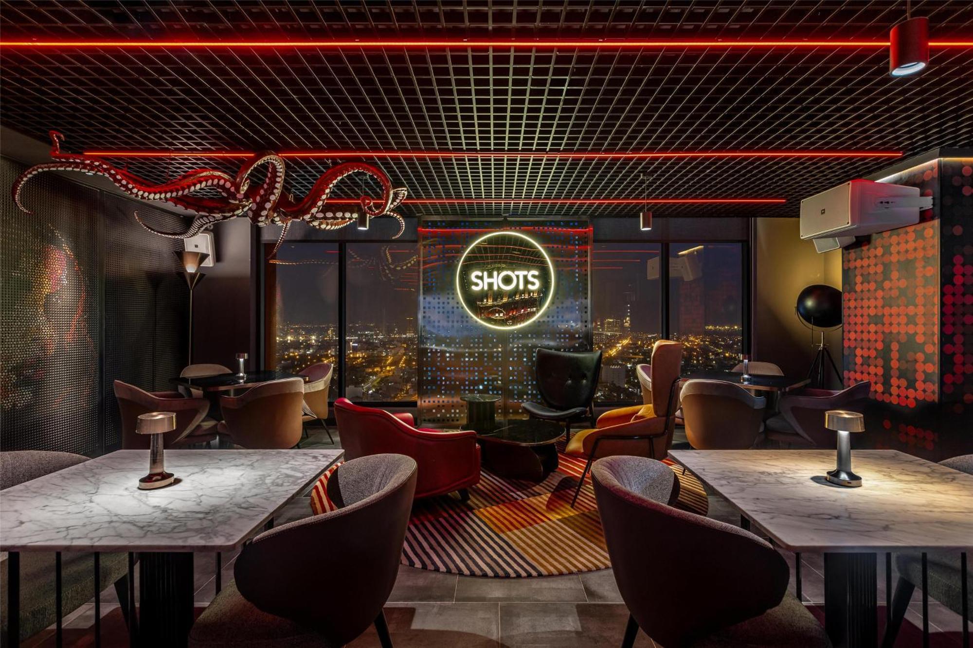 Radisson Red Hotel